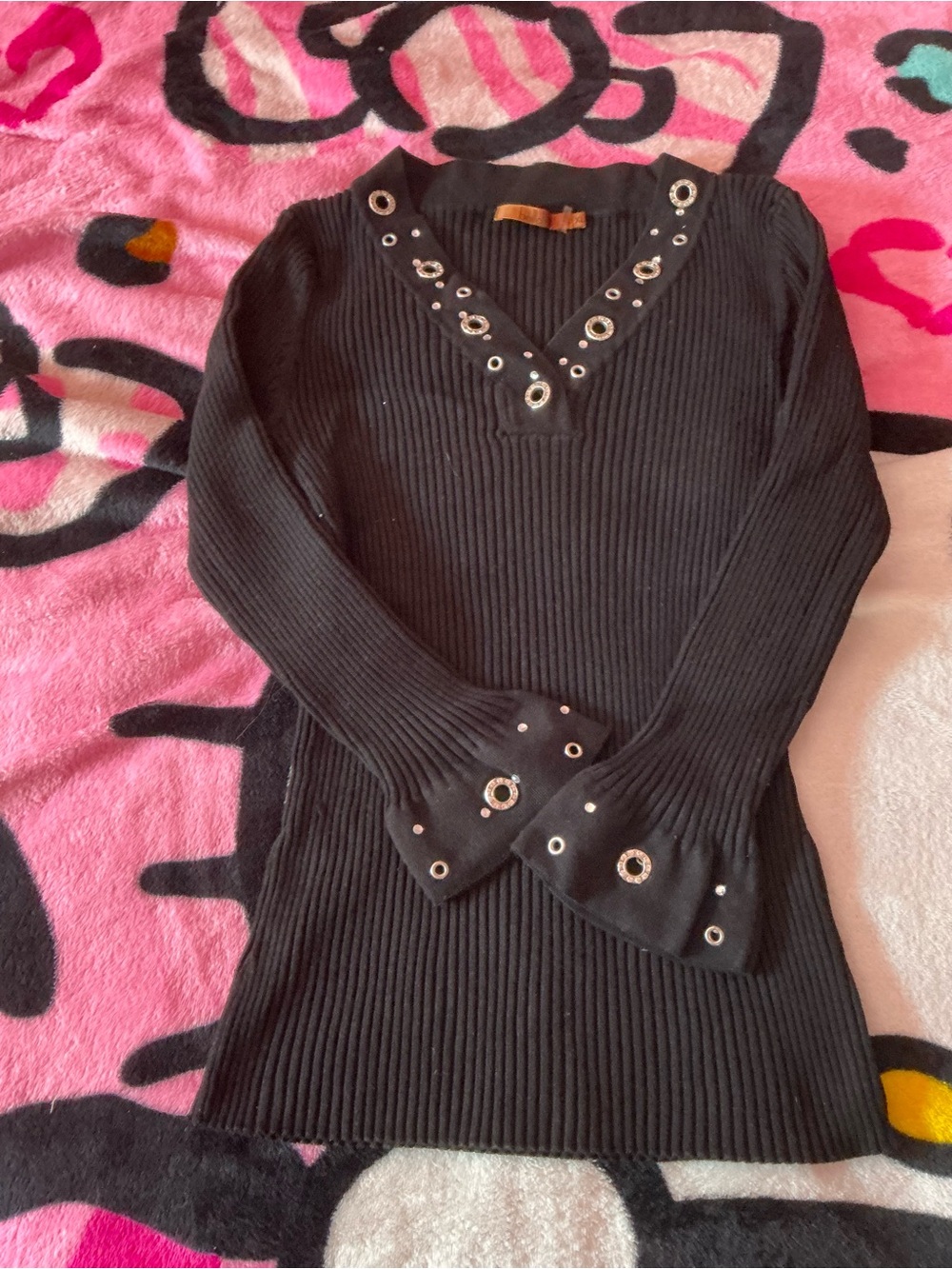 Bellini Black Ribbed Long-Sleeve with Grommet Accents